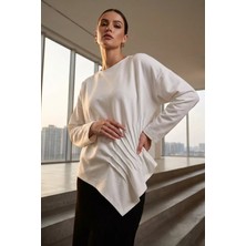 Gülseli Kadın Pileli Asimetrik Kesim Bluz P-00020539