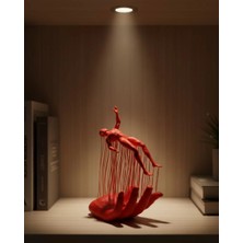 Esranın Dünyası 3D El Üzerinde Insan Figürü Kırmızı Sanatsal Masa Üstü Dekor 12X18 cm RSHPS34-ESRDNS