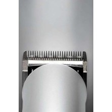 İlkyaz Fashion Erkeklere Özel Şarjlı Saç ve Sakal Kesme Tıraş Makinesi Seti