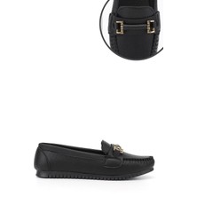 Gönderi(r) Kadın Siyah  Düz Taban Tokalı Babet