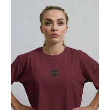 Muhtar Store Kadın Siyah Kedi Baskılı Oversize Tişört – Minimal Black Cat Tasarım