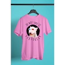 Darkhane Ciddiye Alma Bull Teriyer - Köpek Baskılı Unisex Pembe Tişört - T-Shirt UT002