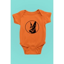 Darkhane Doberman Bakışı - Köpek Baskılı Unisex Turuncu Bebek Body - Zıbın BB005