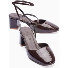 Mubiano Kadın Rugan Topuklu Ayakkabı Kroko Desenli Baretli Helina Siyah