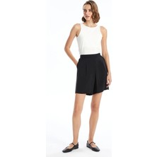 Lc Waikiki Yeni Sezon Kadın Beli Lastikli Düz Şort