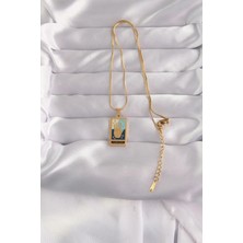 VeraGlobe Buğz 316L Çelik Gold Renk Karışık Mineli El Figür Tarot Kolye - Buğz