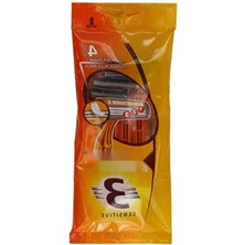 Esranın Dünyası 3 Bıçaklı Erkek Tıraş Bıçağı, Aloe Vera ile Zenginleştirilmiş Kayganlaştırıcı Jel Şeritli, 4'lü Pa