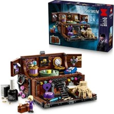 Esranın Dünyası 828 Parça LEGO Yapım Seti - Wednesday Şey’in Dairesi