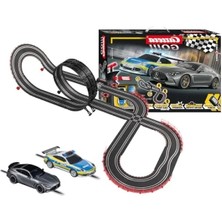 Esranın Dünyası Yarış Arabaları ile Eğlenceli Yarış Seti