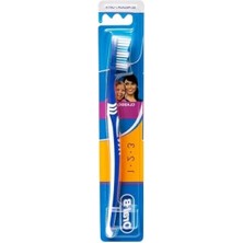 Esranın Dünyası Çapraz Kıllı Manuel Diş Fırçası - Hassas Temizlik