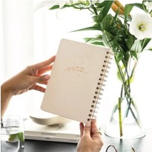 Esranın Dünyası A5 Spiralli Sert Kapak Keten Çizgili Not Defteri - Krem Renk