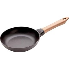 Starseven Staub Ahşap Saplı Döküm Kızartma Tavası