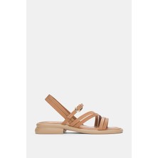 Selin Shoes Bloria Hakiki Deri Arkadan Lastikli Ayarlanabilir Toka Detaylı Kadın Sandalet- Taba