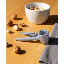 Feyza Design Paslanmaz Çelik Fındık Kıracağı, Ergonomik ve Dayanıklı Tasarım