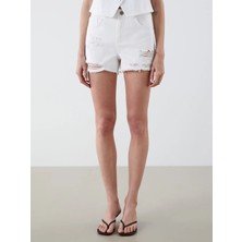 Lc Waikiki Yeni Sezon Standart Fit Yırtık Detaylı Kadın Jean Şort