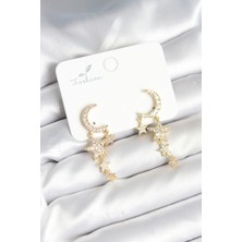 Ay ve Yıldız Model Gold Renk Pirinç Kadın Küpe - Lisinya