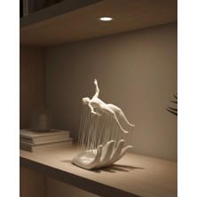 Marsilyan 3D El Üzerinde Insan Figürü Beyaz Minimal Masa Üstü Dekor