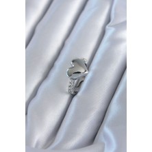 Gümüş Renk Pirinç Zirkon Taşlı Kalp Model Kadın Yüzük - Lisinya