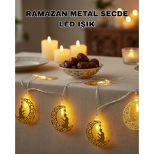 Marsilyan Ramazan Temalı Ay Içinde Secde Eden Adam LED Peri Işığı