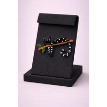 Mdm Style Dal Üzerinde Kedi Broş