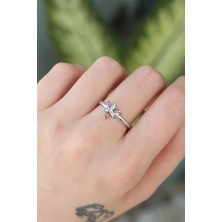 Pirinç Gümüş Renk Ayarlanabilir Renkli Zirkon Taşlı Yusufçuk Yüzük - Lisinya