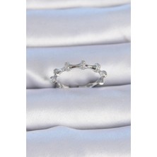 Pirinç Gümüş Renk Zirkon Taşlı Kadın Yüzük - Lisinya