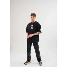 Tarz Yeri Erkek Bisiklet Yaka Baskılı  Kısa Kol Oversize T-Shirt - Siyah