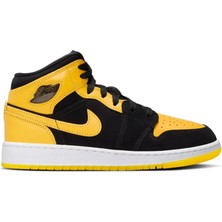 Nike Air Jordan 1 Mid Se (Dar Kalıp 1 Beden Büyük Alınız)