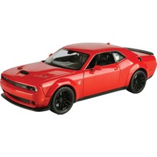 Motormax  Motor Max 1:24 2018 Dodge Challenger Srt Hellcat Widebody Die-Cast Kırmızı Model Araba
