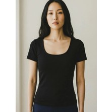 Derin Yaka Penye Modal Crop T-Shirt