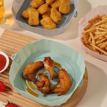 EkoAlışverişDünyam Renkli Isıya Dayanıklı Yıkanılabilir Silikon Fırın ve Airfryer Kare Model Pişirme Matı 20 cm (5510)