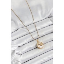 Alvo Store Buğz 316L Çelik Zincir Beyaz Mineli Sanatsal Portre Istiridye Model Gold Renk Kadın Kolye - Buğz