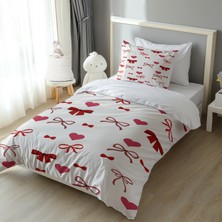 Kurdele ve Kalpli Yatak Örtüsü M80