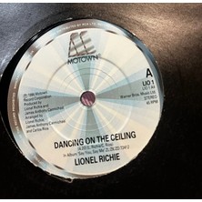 Plakantik Lionel Richie - Dancing On The Ceiling / Love Will Find A Way (7", Single)