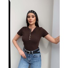 Esra Helvacı Fitil Desen Çıtçıtlı Tshirt