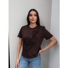Esra Helvacı Çiçek Desen Tshirt