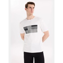 Fabrika Kırık Beyaz Erkek Relaxed Baskılı T-Shirt F6SM-TST 2010