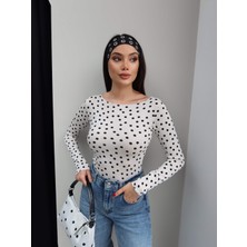 Esra Helvacı Kayık Yaka Puantiyeli Bluz