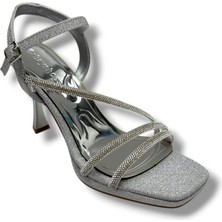 Erbay 688-26 Parlak Simli Saten 3 Bant Orta Topuk Kadın SANDALET(10CM)