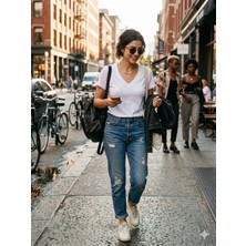 Mila Moja V Yakat-Shirt