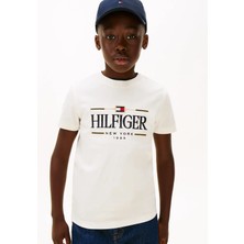 Tommy Hilfiger Baskılı Ekru Erkek Çocuk T-Shirt KB0KB10360YBH