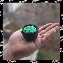 Ralen Cadı Kazanı Tasarımlı Clicker Anahtarlık – Basmalı Fidget Özellikli 3D Baskı Anahtarlık, Stres Giderici Mini Oyuncak