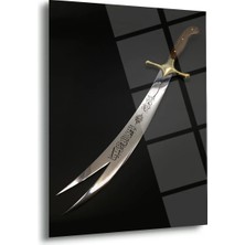 Shiny Art Zülfikar Kılıcı Desenli Islami Cam Tablo – Siyah Fon Üzerine Gümüş Hat Sanatı - ISL184