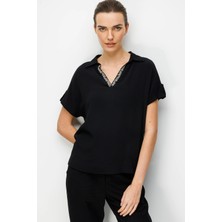 Desen Triko Kadın Yakası Nakışlı Düşük Kollu Penye Bluz Siyah