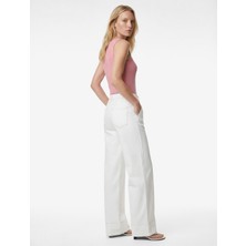Koton Pamuklu Slim Fit Kolsuz Kayık Yaka Bluz