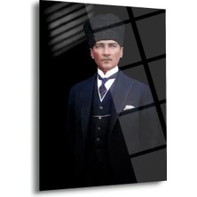 Shiny Art Atatürk Şapkalı ve Takım Elbiseli Portre Cam Tablo – ATA183