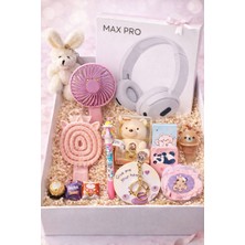 Artopio Kız Çocuk Hediye Seti (5-12 Yaş) | Kulaklık, Mini Fan, Ayıcık Lip Balm & Çikolata -12 Parça Full Set