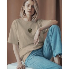 Muhtar Store Anadolu Çoban Köpeği Baskılı Kadın Oversize Tişört – Minimal Kangal Tasarım