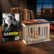 Halk Kitabevi Iyi Ki Varsın Atatürk ve Atatürk Büstlü Ahşap Anıtkabir Işıklı Maket