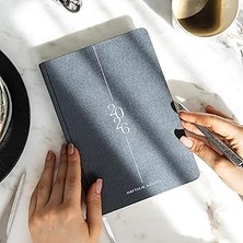 SHC4200 2026 A5 Sert Kapak Haftalık Ajanda – Kir Suya Dayanıklı Füme